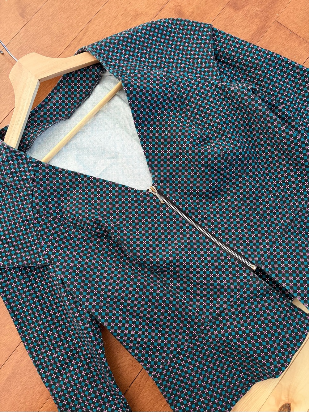 Patterned Zip-Up Top in Teal and Black